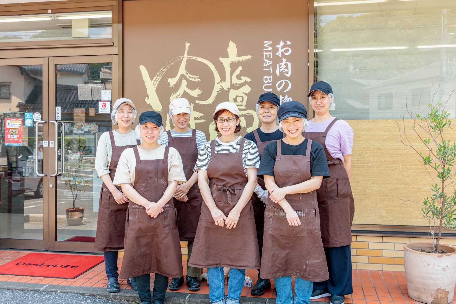 夏にも肉まんを！新たな商品を開発中